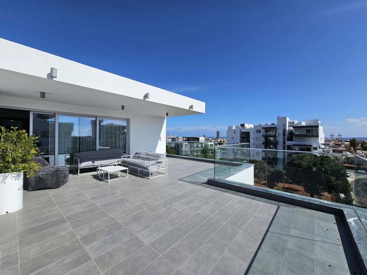 Flat in Polemi, Cyprus, 248 m² - picture 18