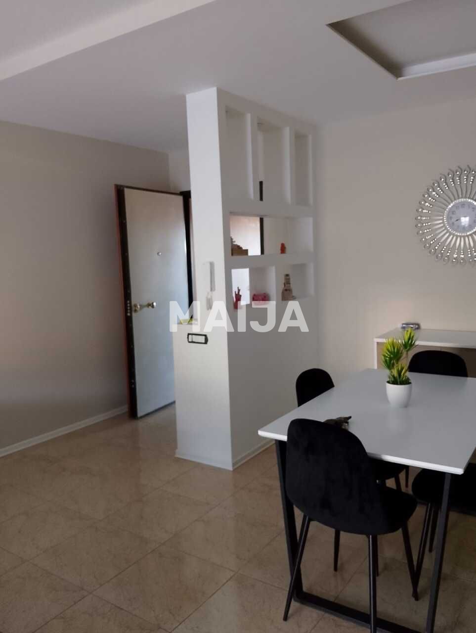 Flat in Vlore, Albania, 80 m² - picture 1