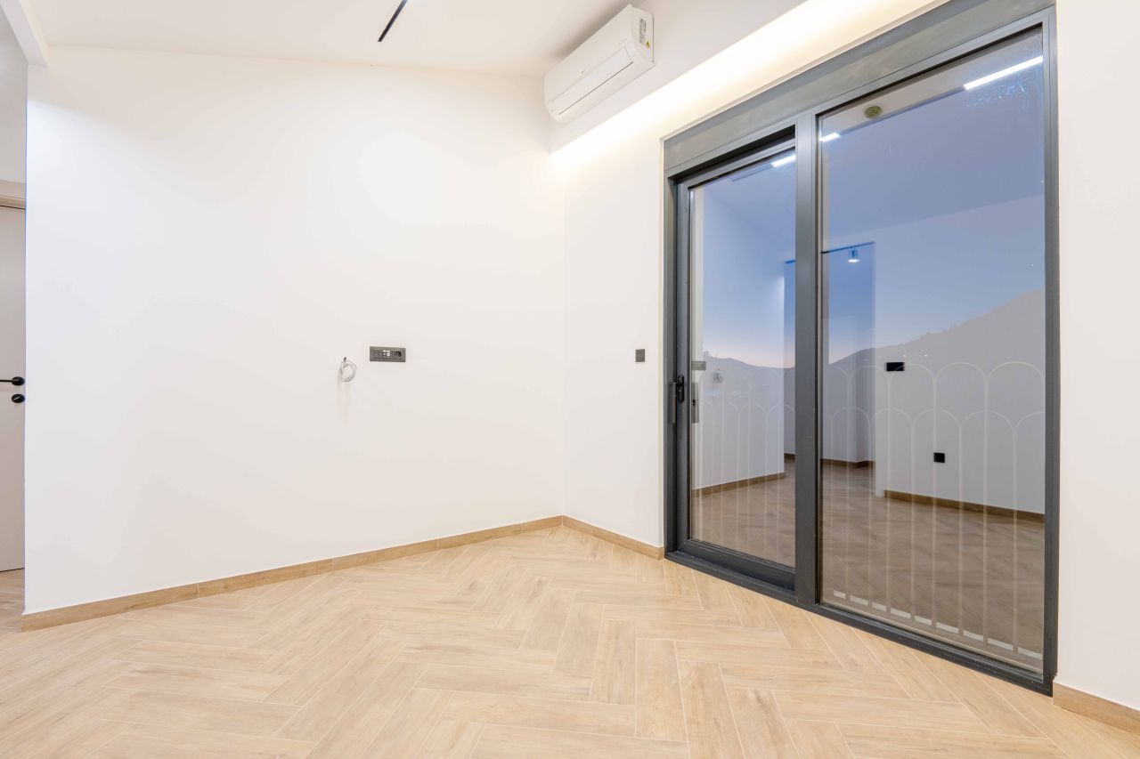 Villa in Budva, Montenegro, 240 m² - picture 16