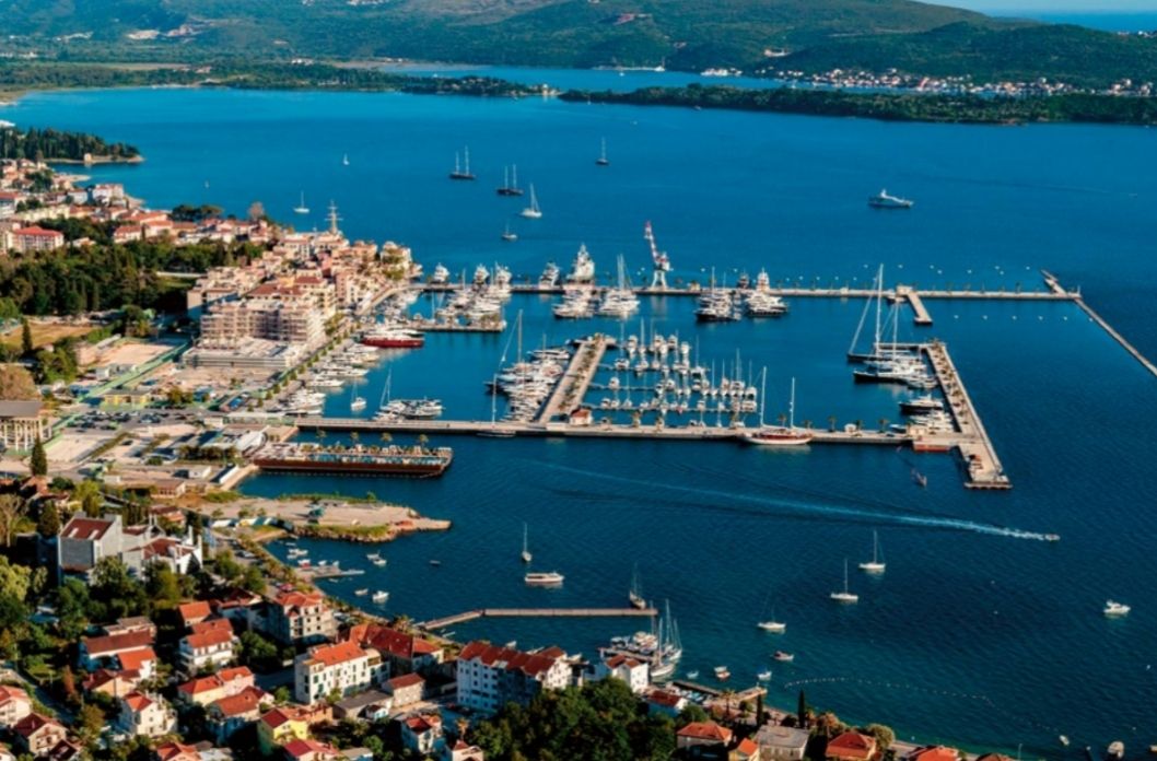 Appartement à Tivat, Monténégro, 282 m² - image 10