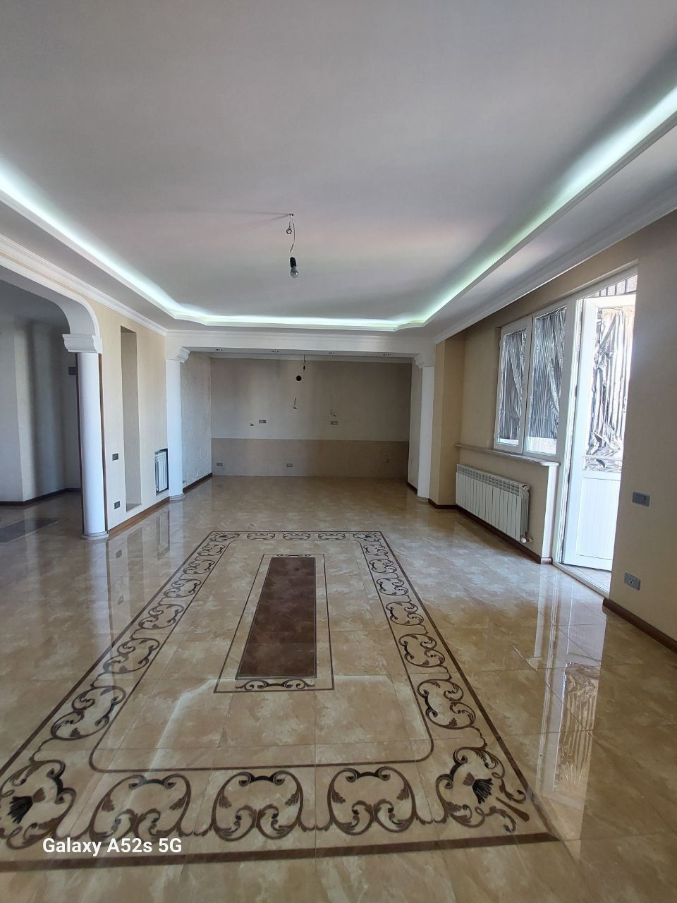 Piso en Batumi, Georgia, 99 m² - imagen 1