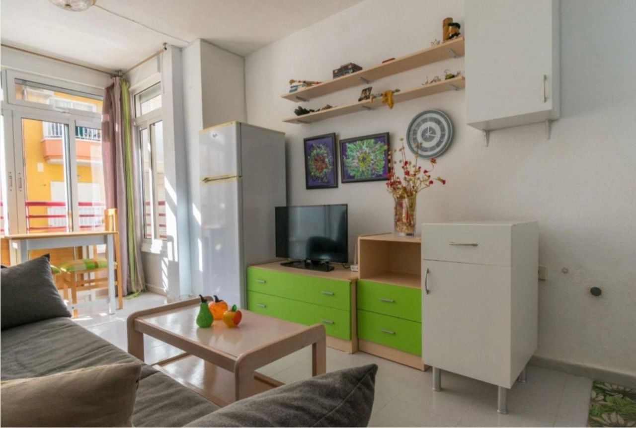 Wohnung in Torrevieja, Spanien, 30 m² - Foto 1