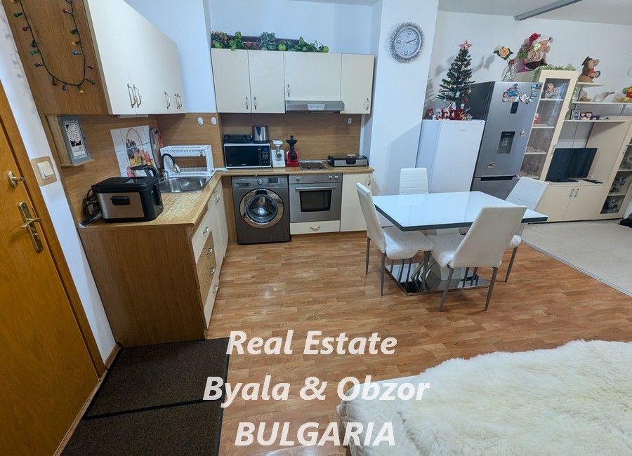 Wohnung in Byala, Bulgarien, 93 m² - Foto 1