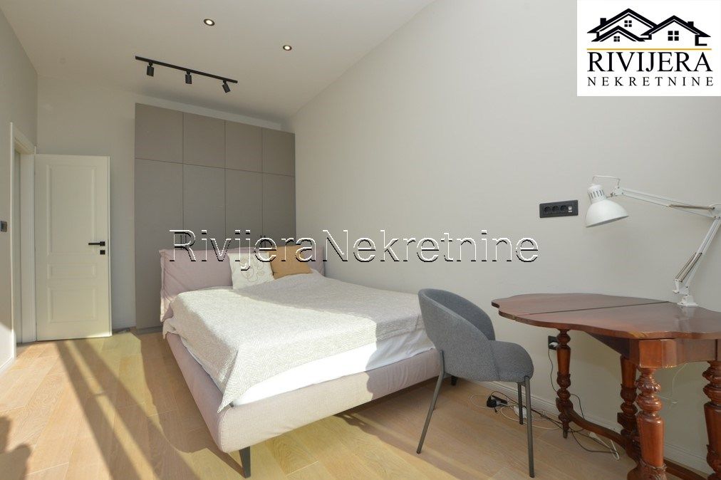 Villa in Herceg-Novi, Montenegro, 260 m² - picture 11