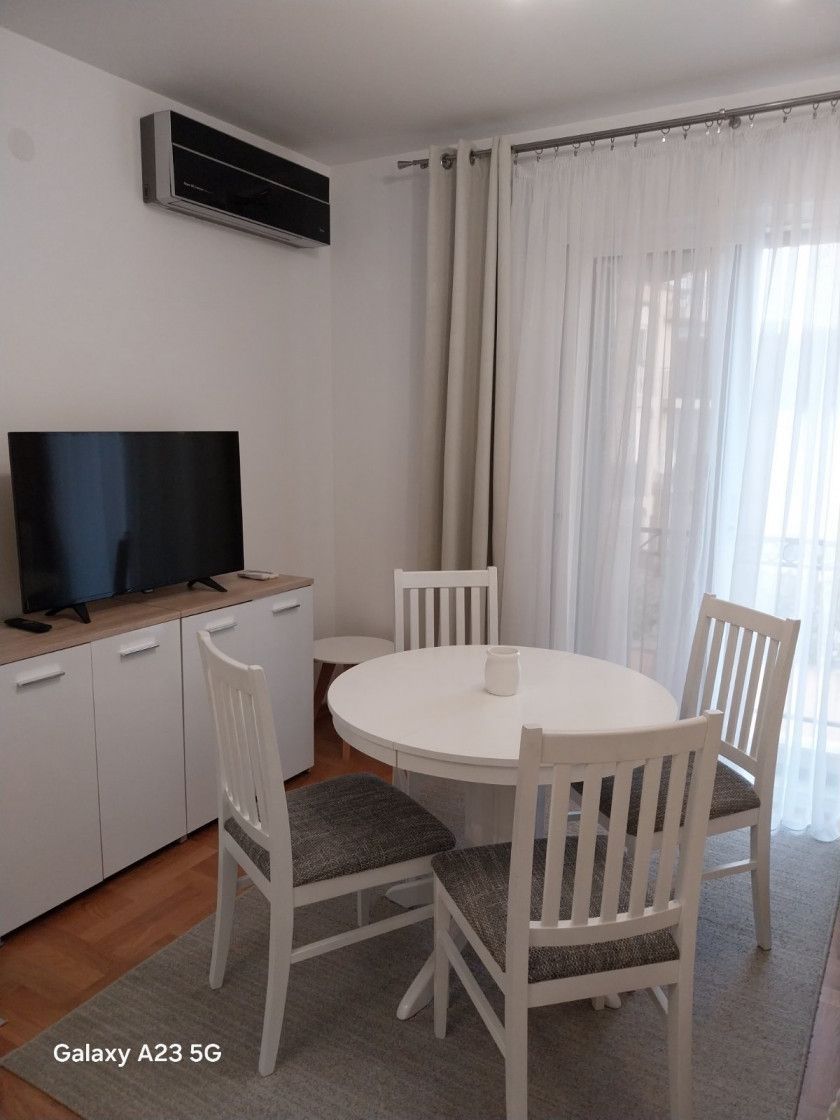 Apartamento en Tivat, Montenegro, 43 m² - imagen 1