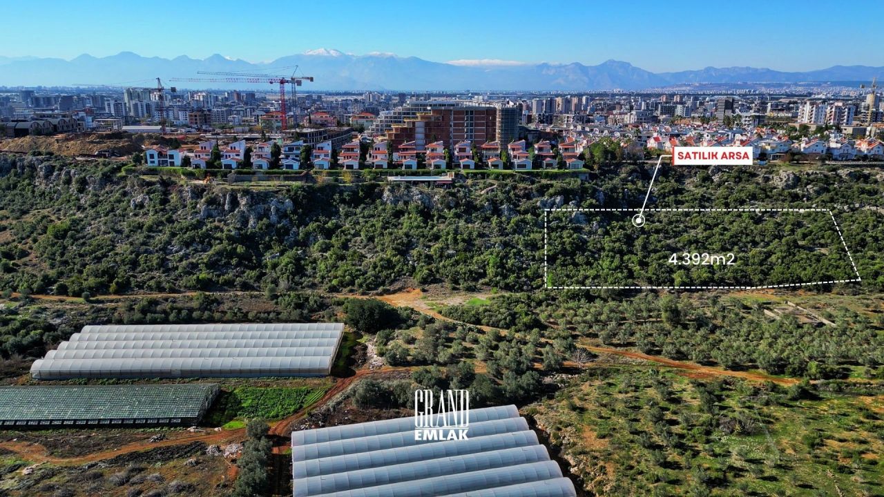 Terrain à Antalya, Turquie, 4 389 m² - image 5