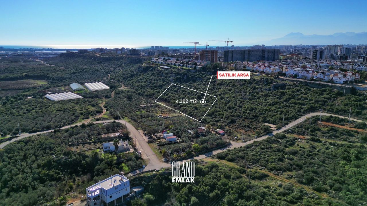 Terrain à Antalya, Turquie, 4 389 m² - image 3