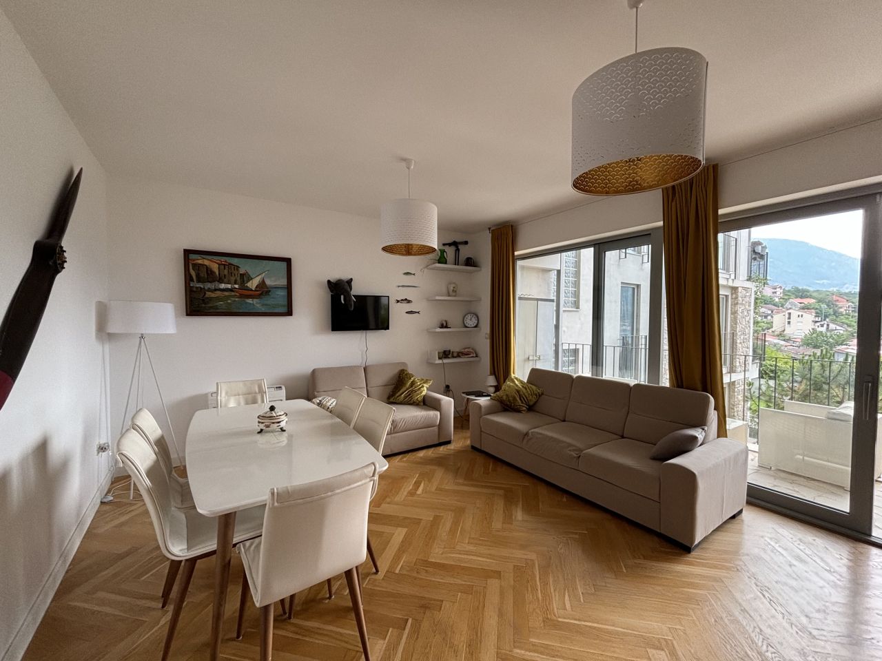 Piso en Dobrota, Montenegro, 78 m² - imagen 1