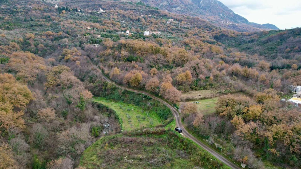 Grundstück in Radanovici, Montenegro, 2 422 m² - Foto 4