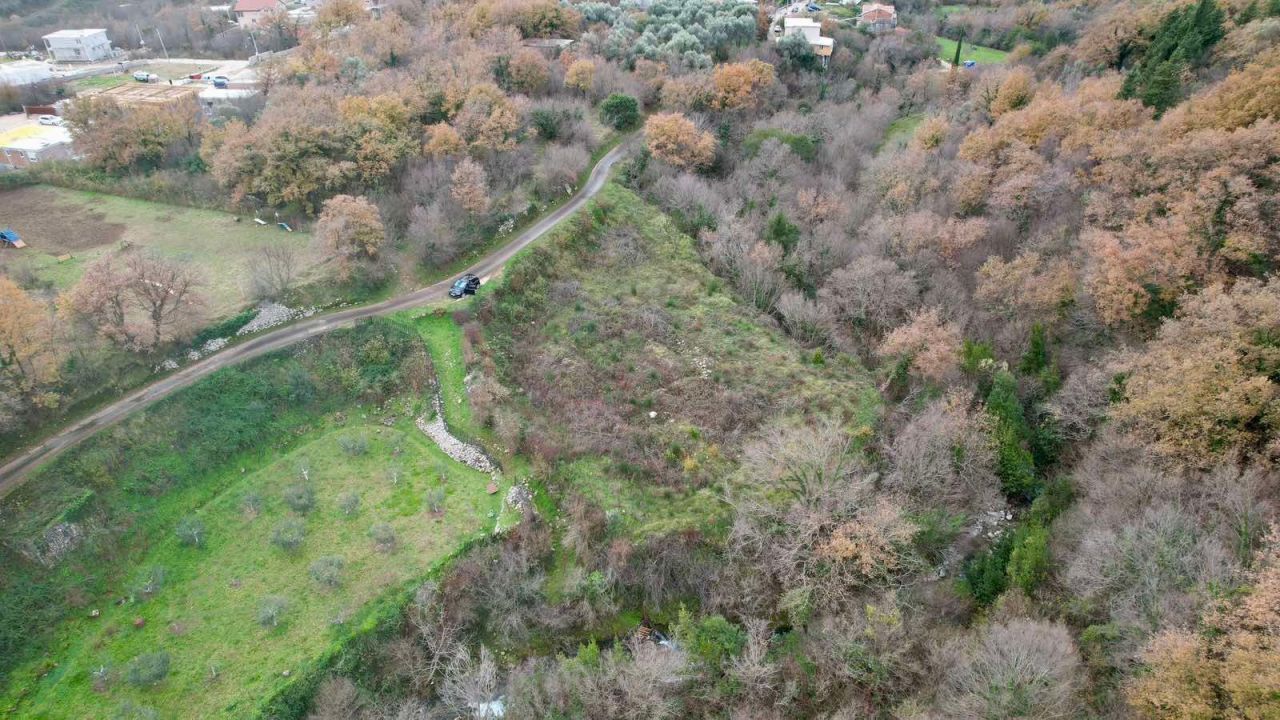Grundstück in Radanovici, Montenegro, 2 422 m² - Foto 8