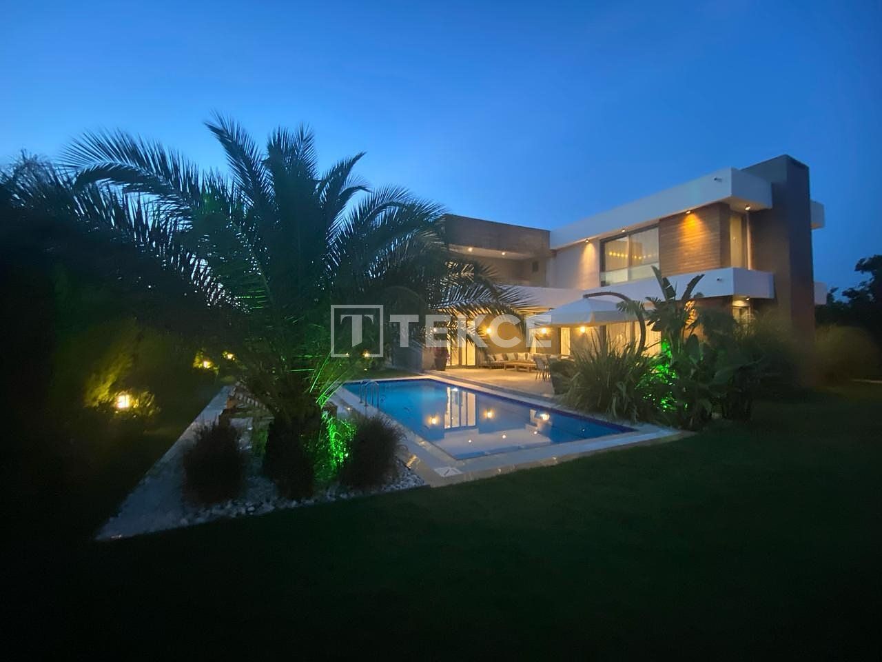 Villa a Çeşme, Turchia, 320 m² - foto 17
