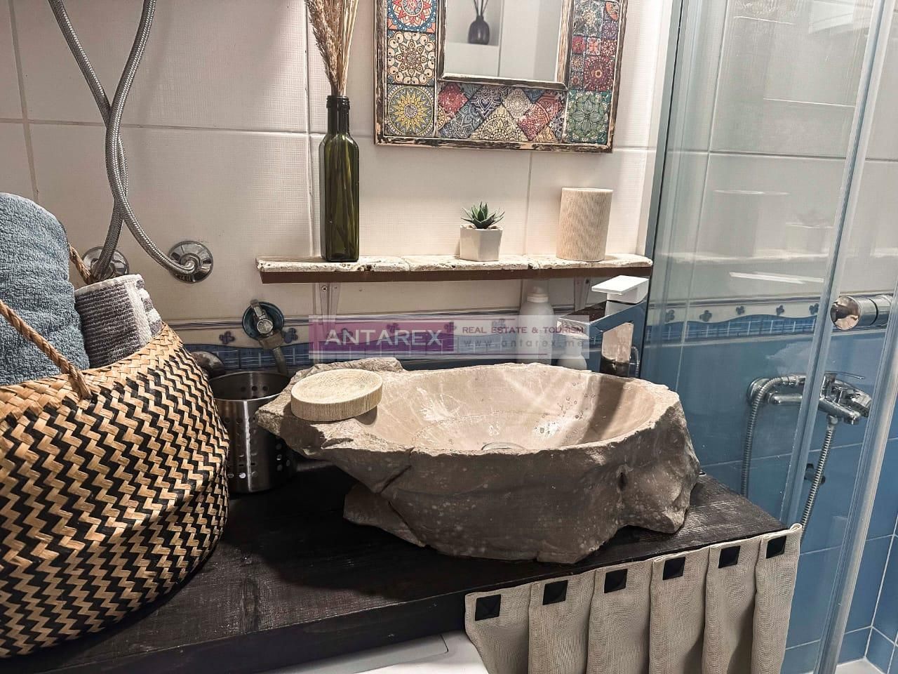 Apartment in Zelenika, Montenegro, 40 m² - picture 11