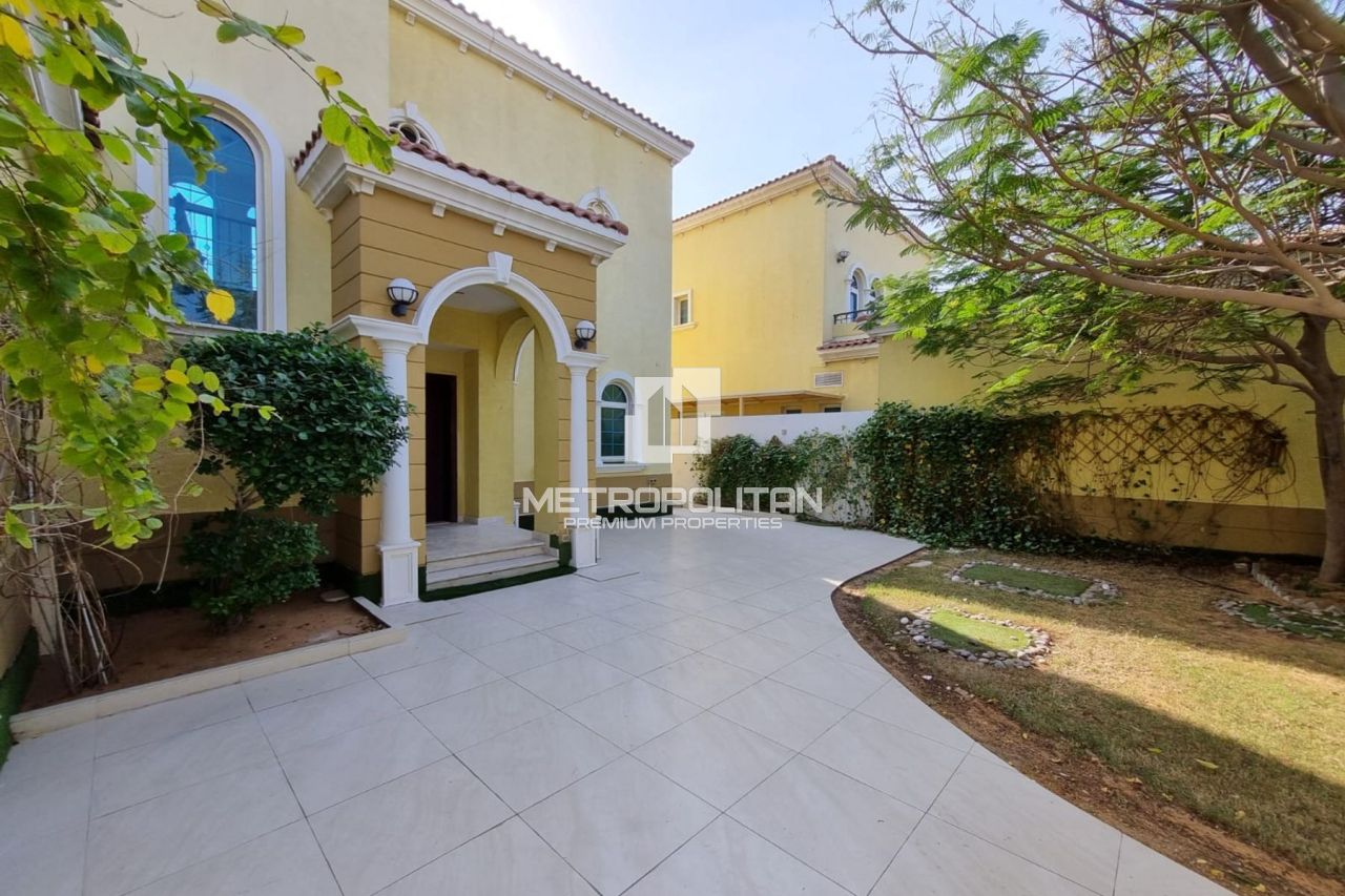 Villa en Dubái, EAU, 550 m² - imagen 1