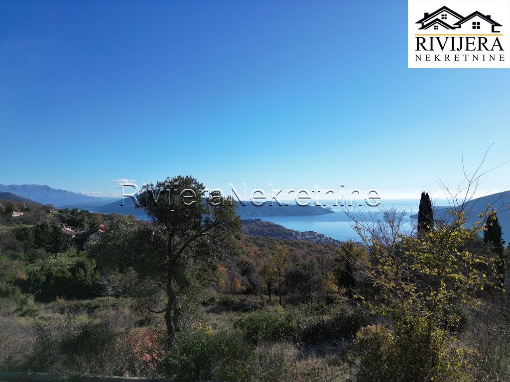 Terreno en Herceg-Novi, Montenegro, 2 430 m² - imagen 4