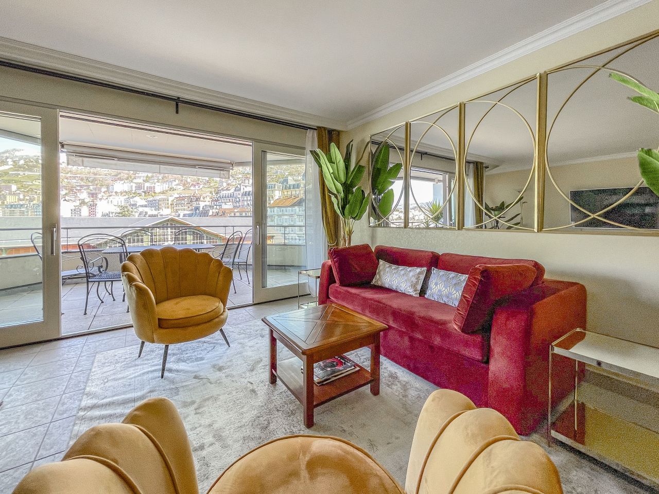 Apartment in Montreux, Switzerland, 225 m² - picture 3