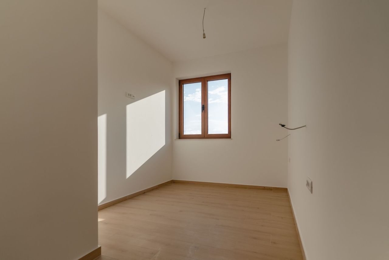 Flat in Budva, Montenegro, 73 m² - picture 13