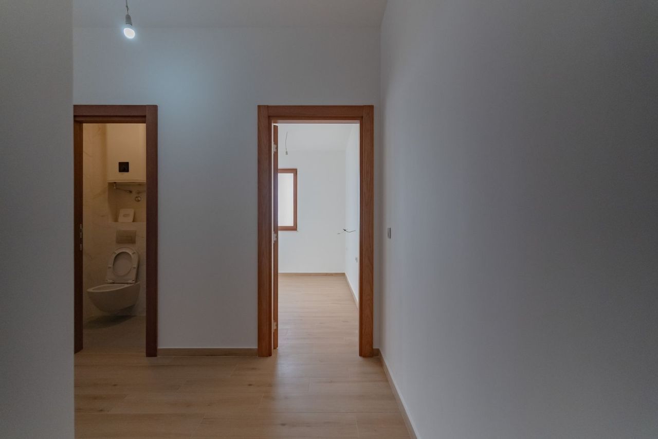 Flat in Budva, Montenegro, 73 m² - picture 16