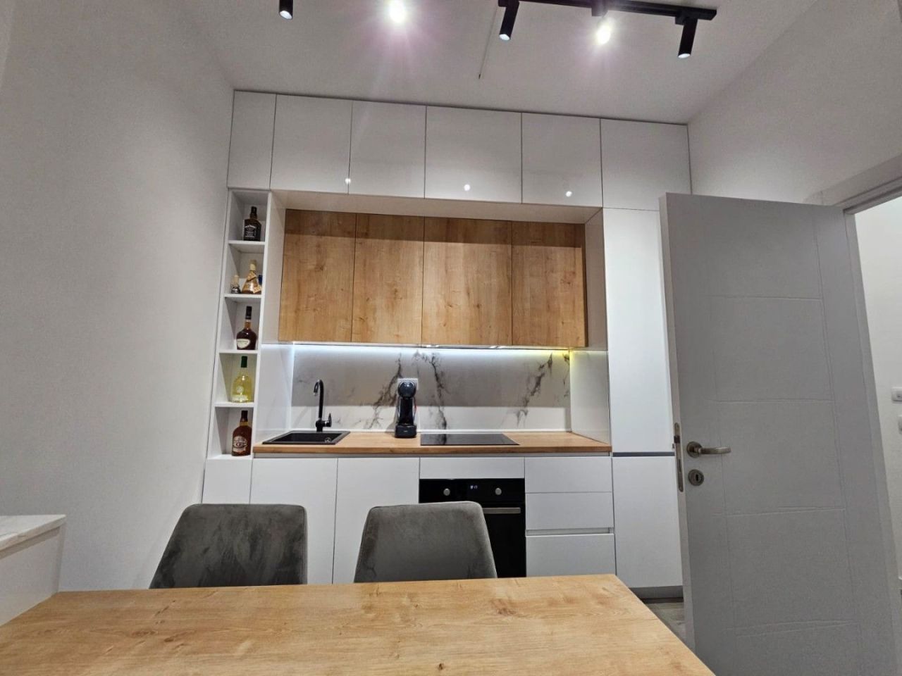 Piso en el Bar, Montenegro, 45 m² - imagen 10