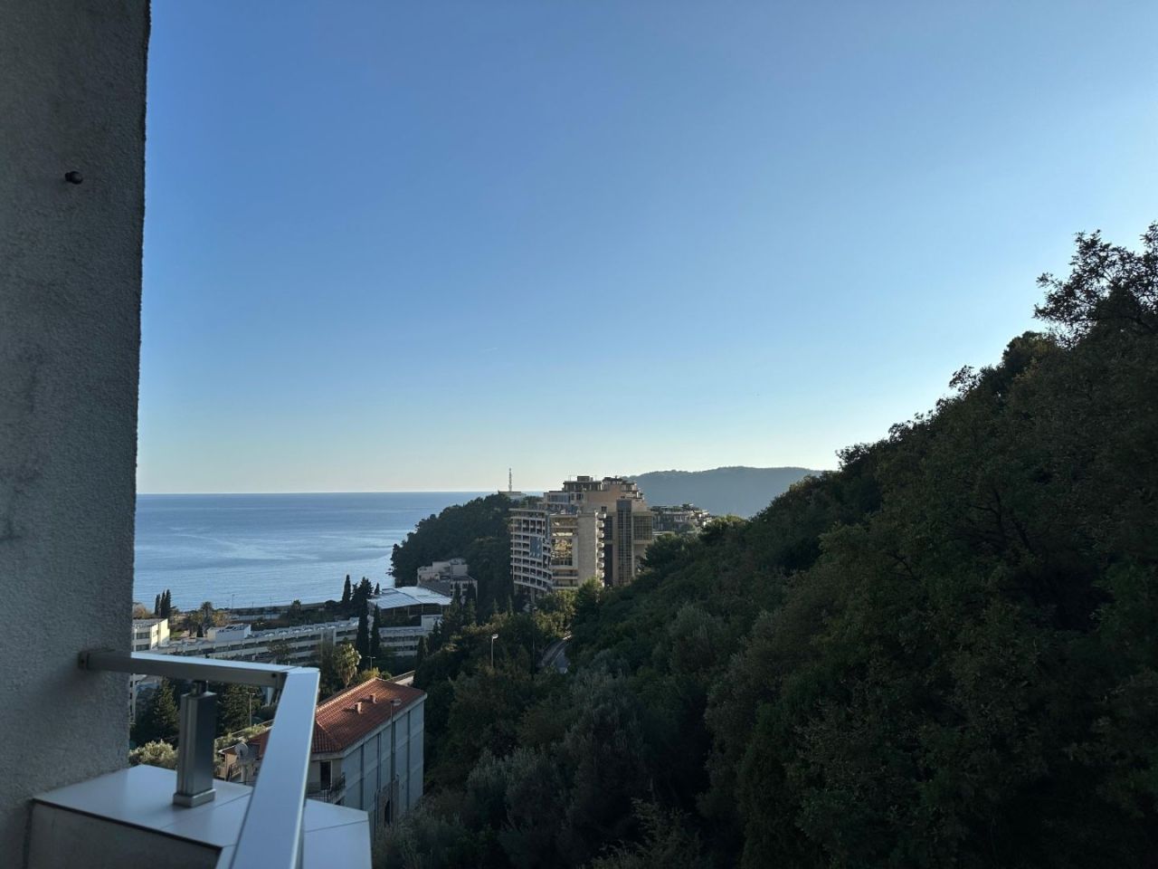Piso en Becici, Montenegro, 58 m² - imagen 1