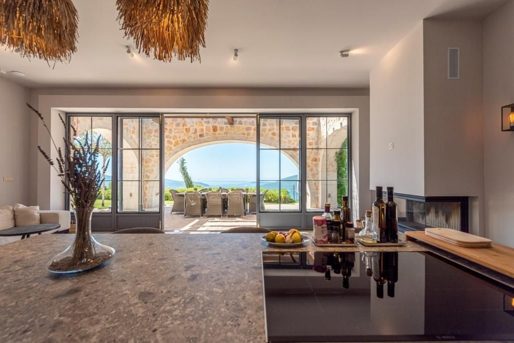 Villa à Herceg-Novi, Monténégro, 800 m² - image 3