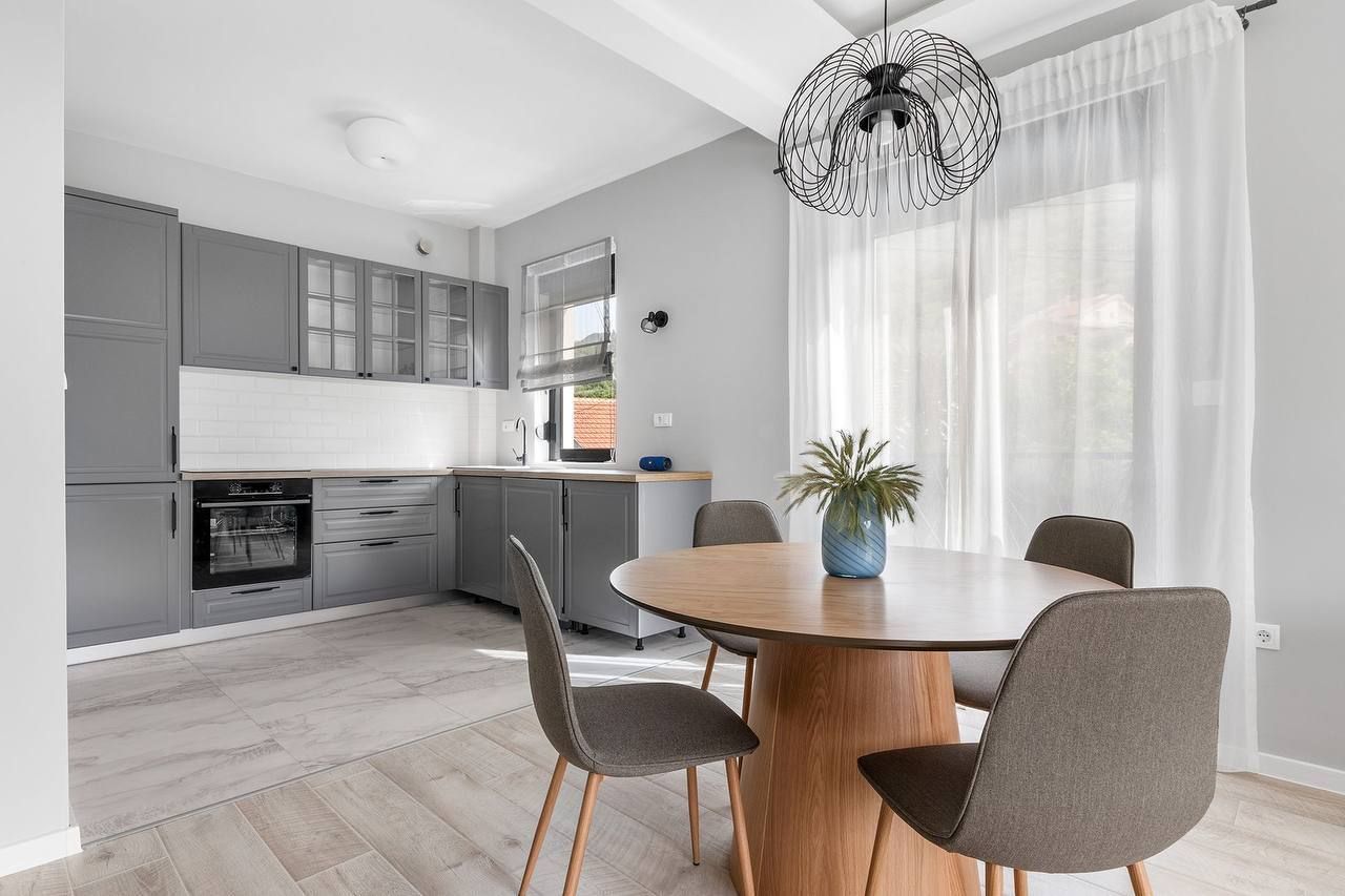 Wohnung in Tivat, Montenegro, 82 m² - Foto 2