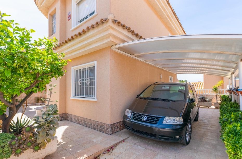 Haus in Torrevieja, Spanien, 102 m² - Foto 1