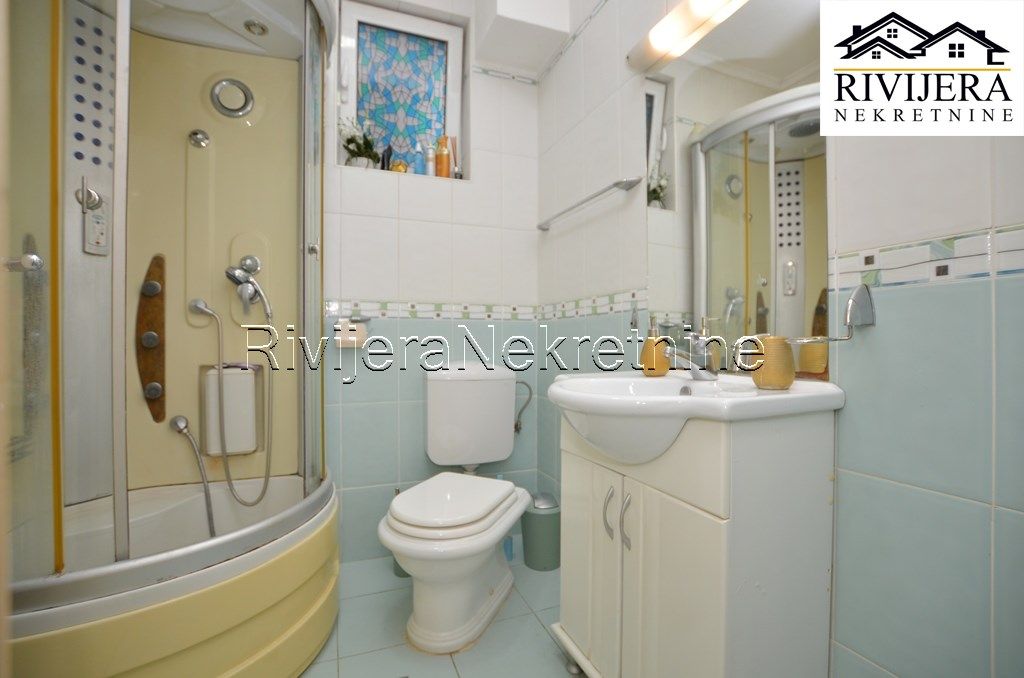 Flat in Herceg-Novi, Montenegro, 100 m² - picture 12