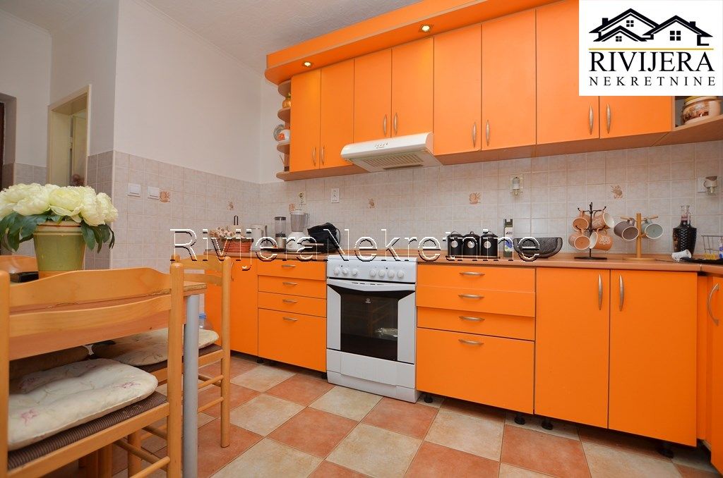 Flat in Herceg-Novi, Montenegro, 100 m² - picture 6