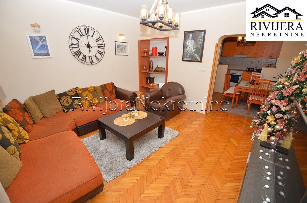 Flat in Herceg-Novi, Montenegro, 100 m² - picture 2