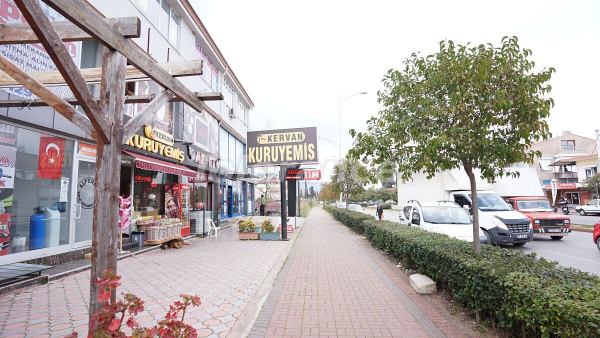 Commercial property in Antalya, Turkey, 165 m² - picture 1