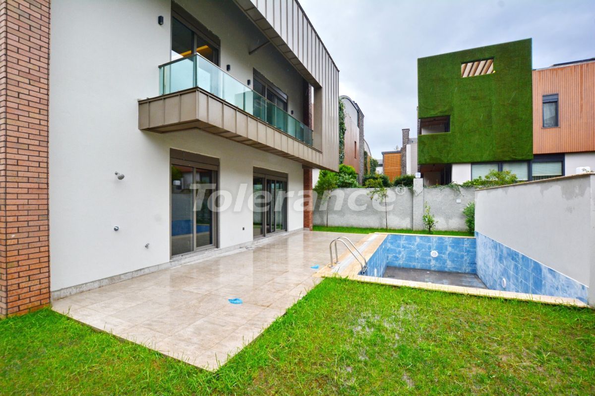 Villa in Antalya, Turkey, 500 m² - picture 1