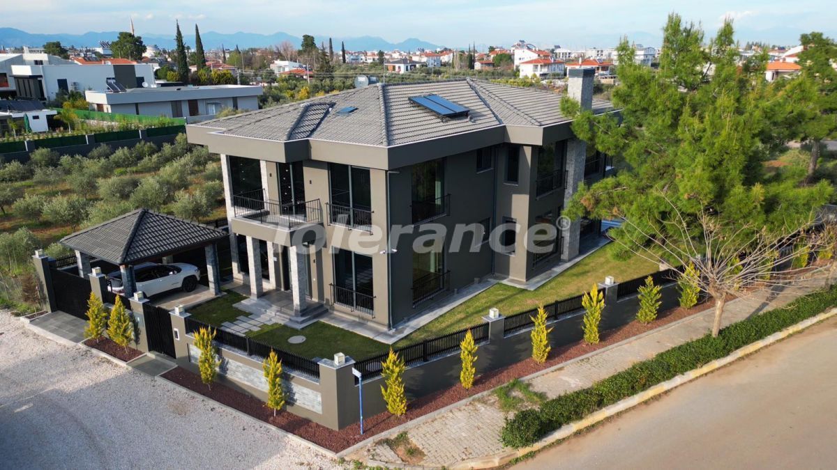 Villa en Antalya, Turquia, 450 m² - imagen 1