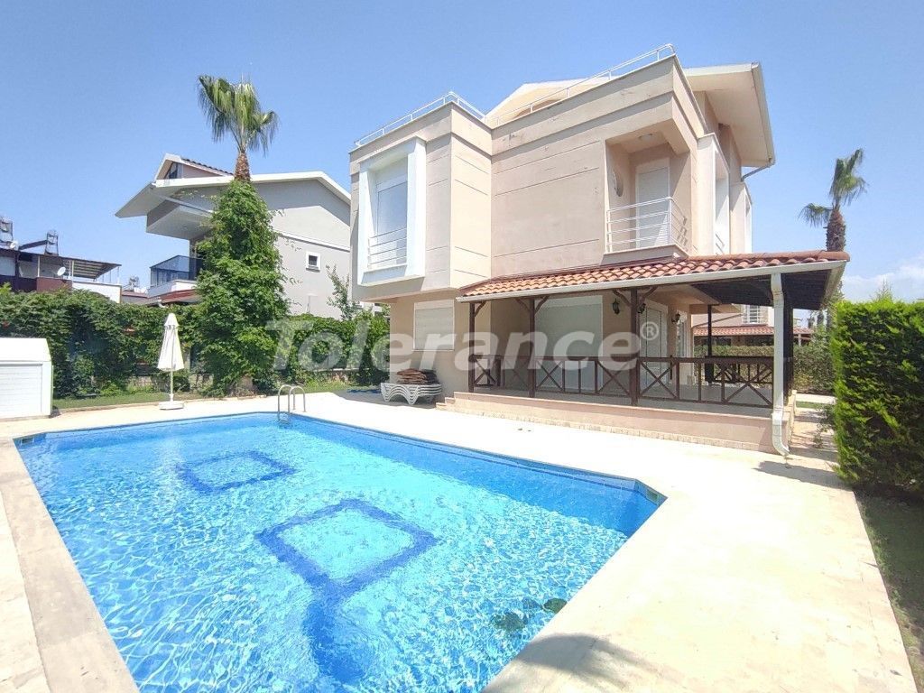 Villa in Belek, Turkey, 240 m² - picture 1