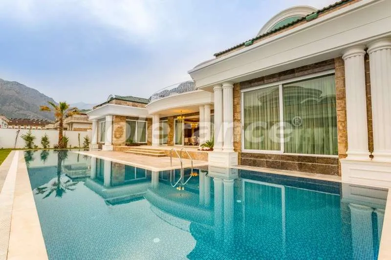 Villa a Kemer, Turchia, 650 m² - foto 2