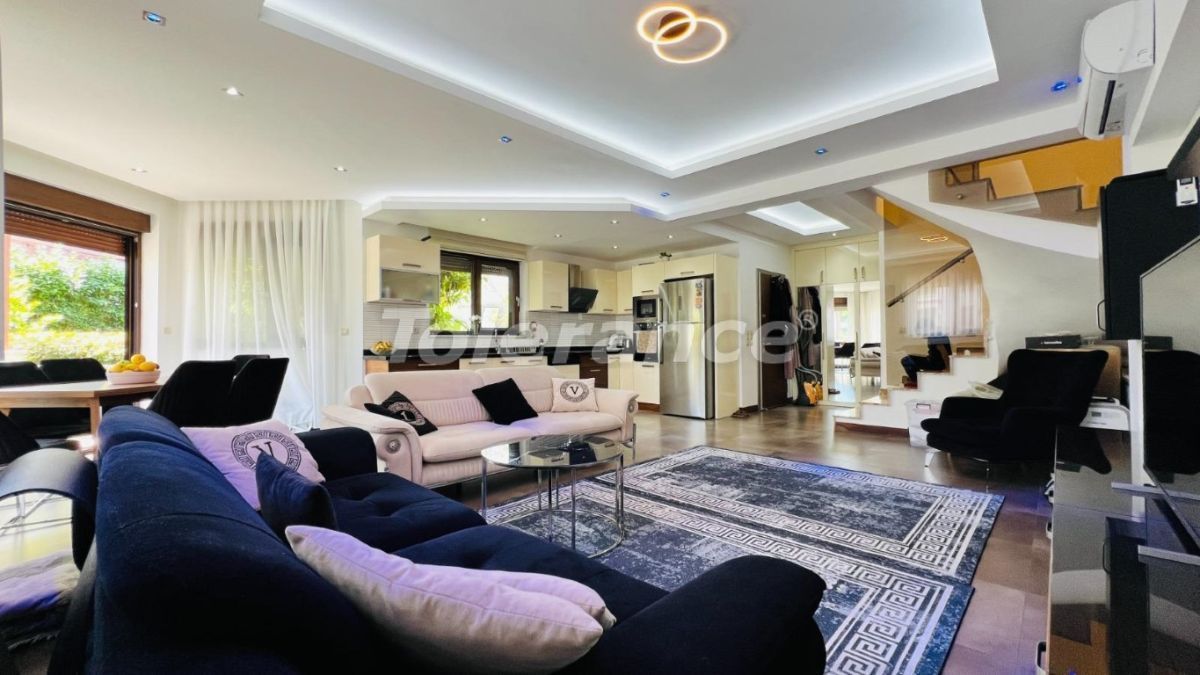 Villa a Çamyuva, Turchia, 170 m² - foto 7