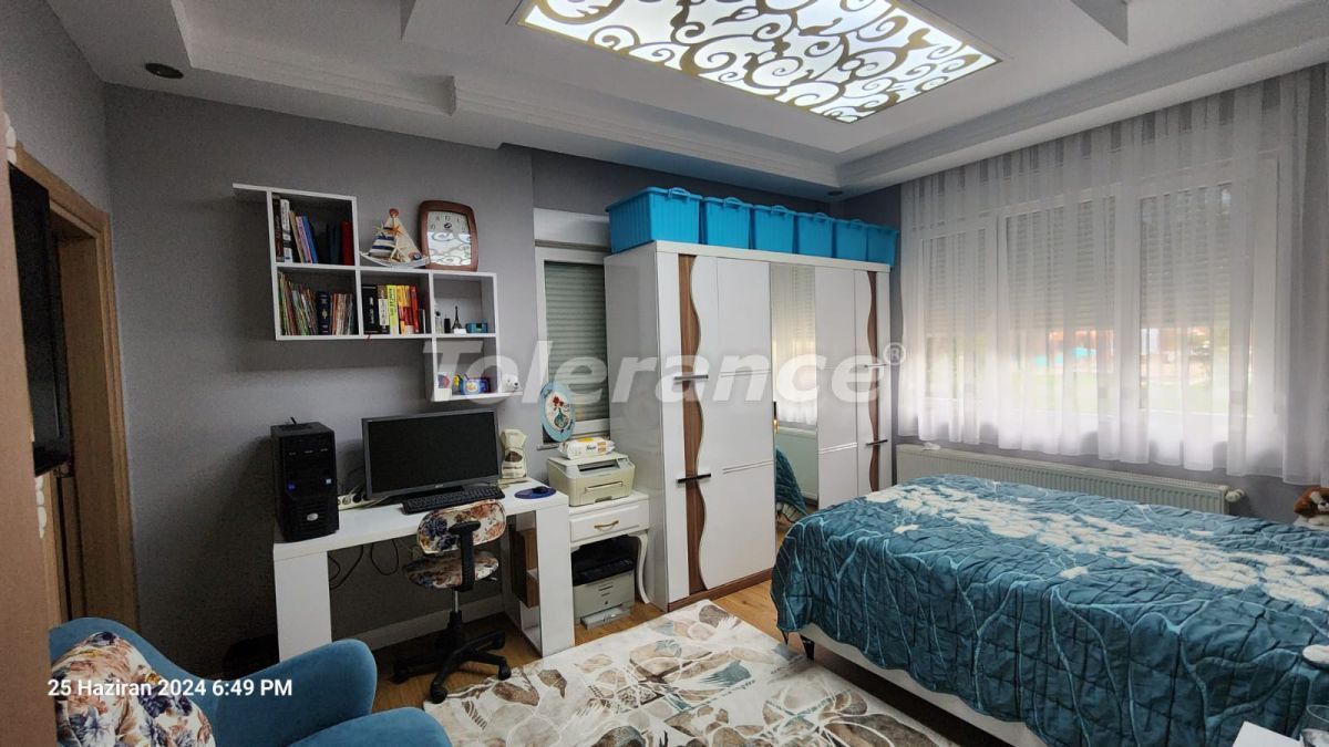 Apartment in Antalya, Turkey, 200 m² - picture 13