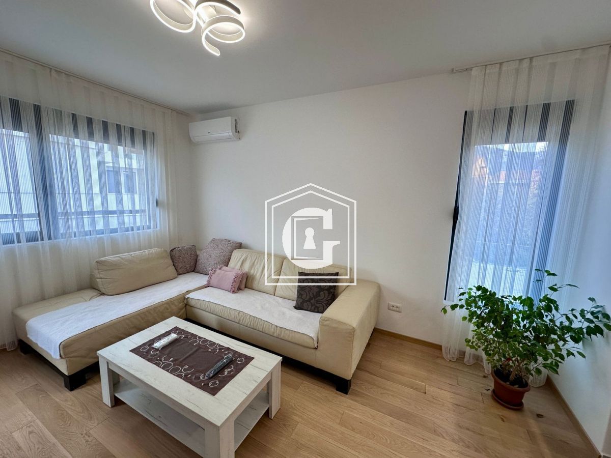 Apartment in Becici, Montenegro, 67 m² - picture 9