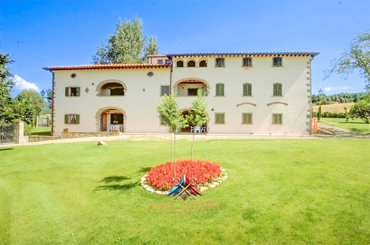 Villa Via delle Greti, Italie, 716 m² - image 1