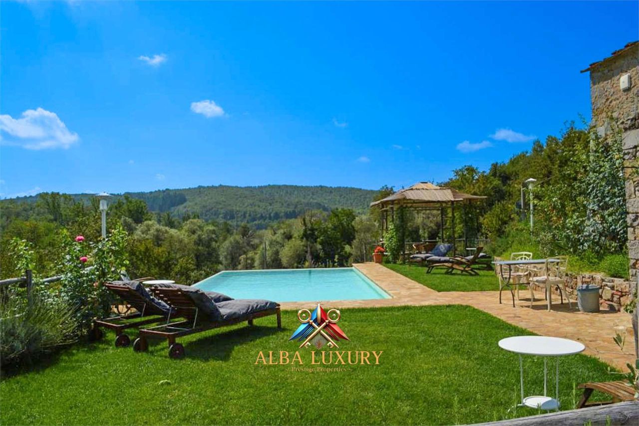 Villa Via Guglielmo Marconi, Italia, 390 m² - imagen 3