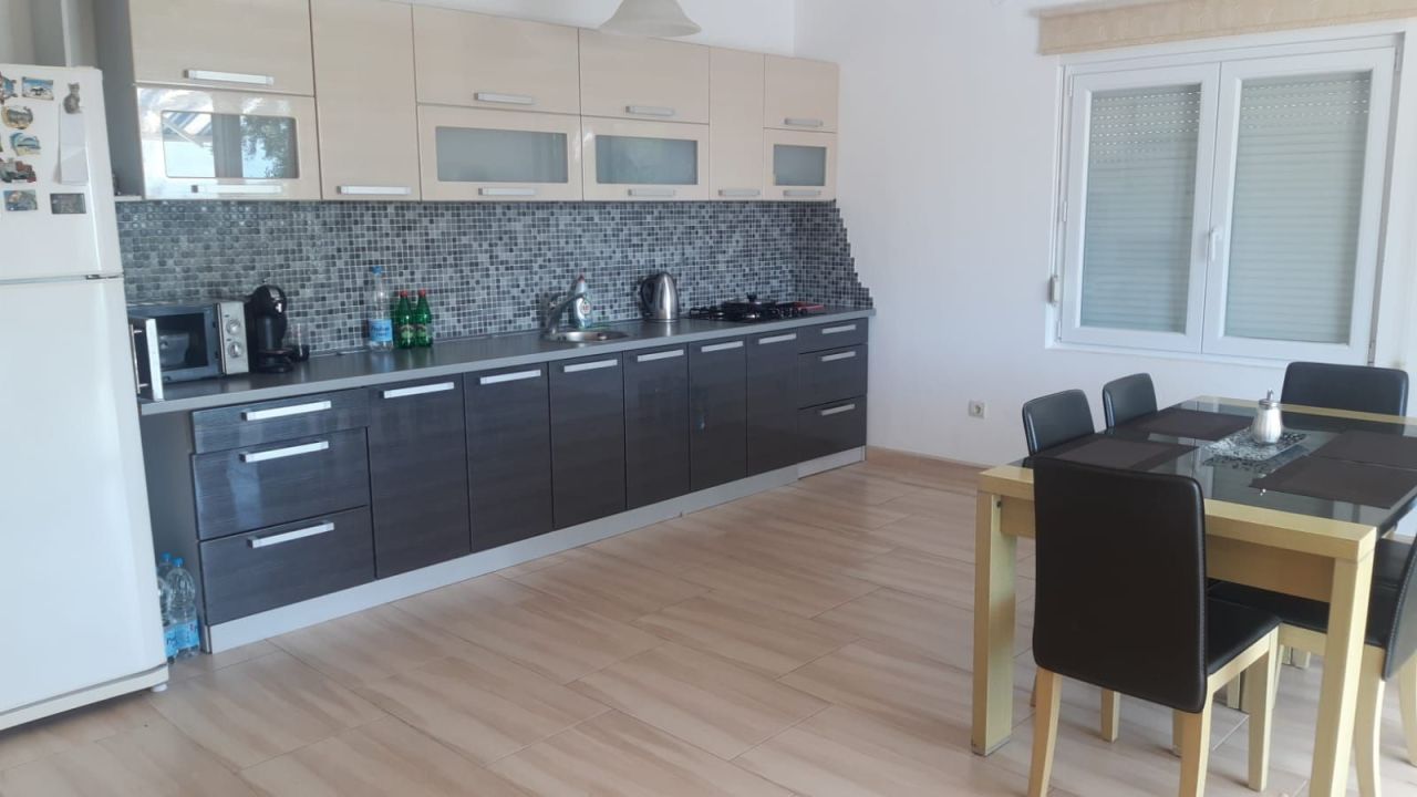 House in Bar, Montenegro, 310 m² - picture 16