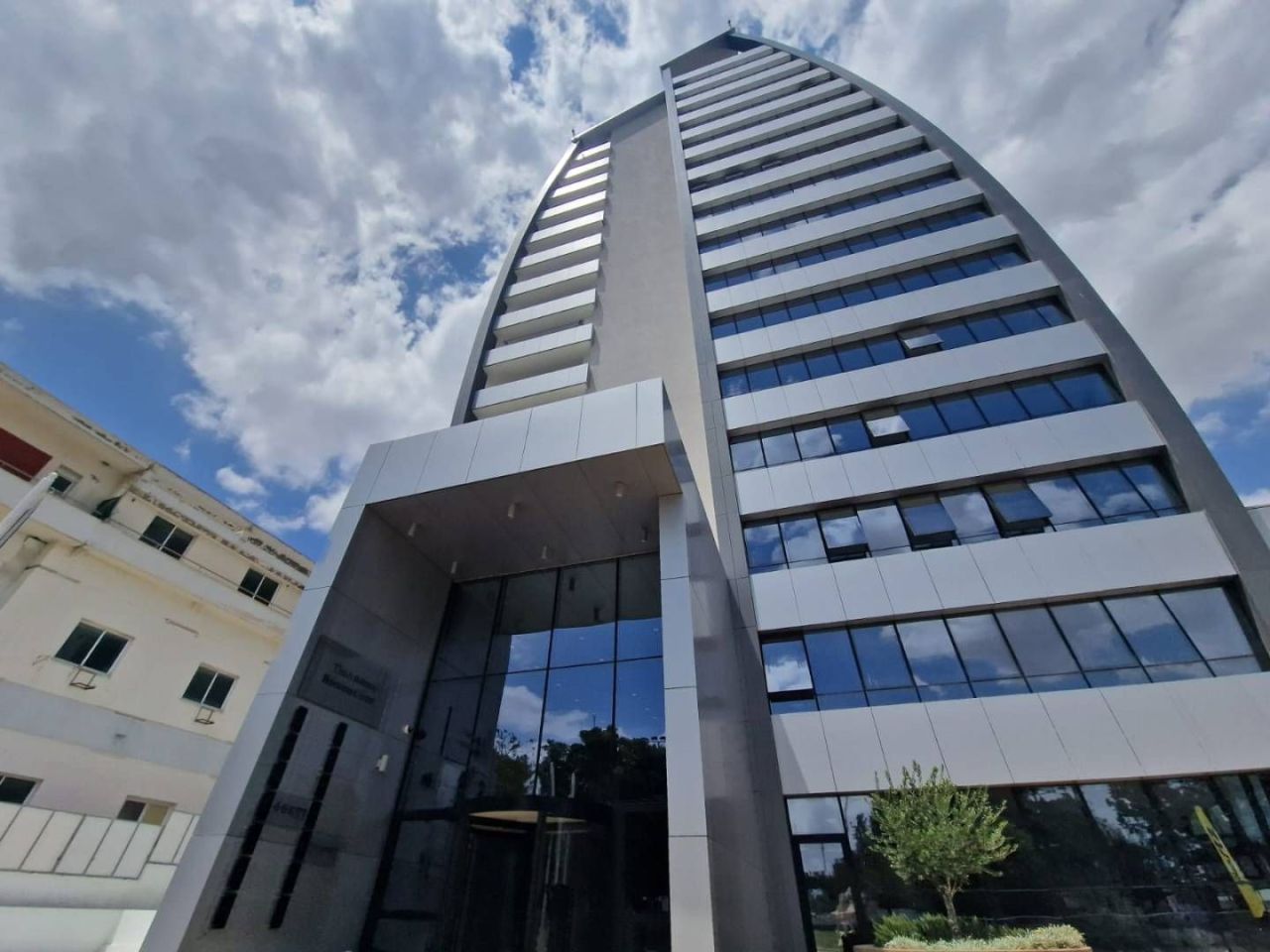 Oficina en Nicosia, Chipre, 425 m² - imagen 1