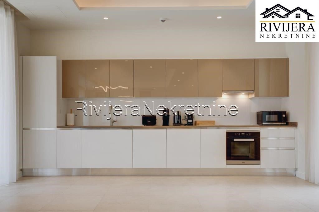 Appartement à Herceg-Novi, Monténégro, 238 m² - image 3