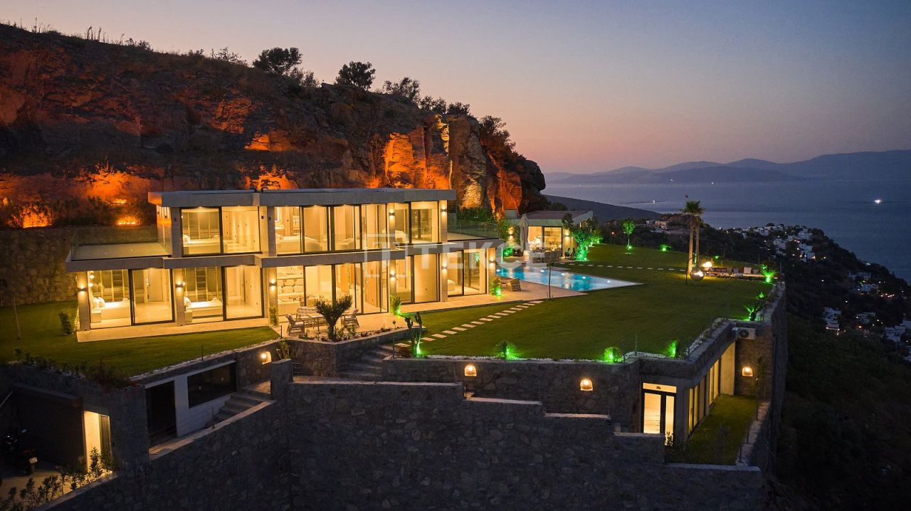 Mansión en Bodrum, Turquia, 500 m² - imagen 1