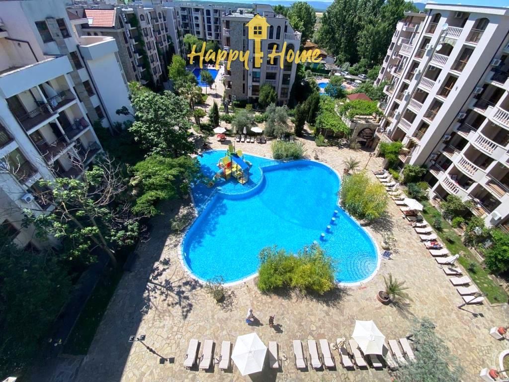 Appartement à Slantchev Briag, Bulgarie, 77 m² - image 1