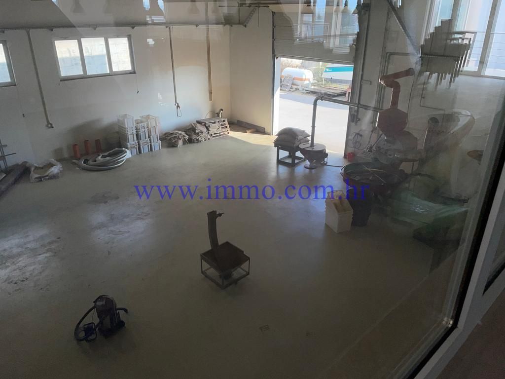 Commercial property in Sibenic, Croatia, 1 400 m² - picture 9