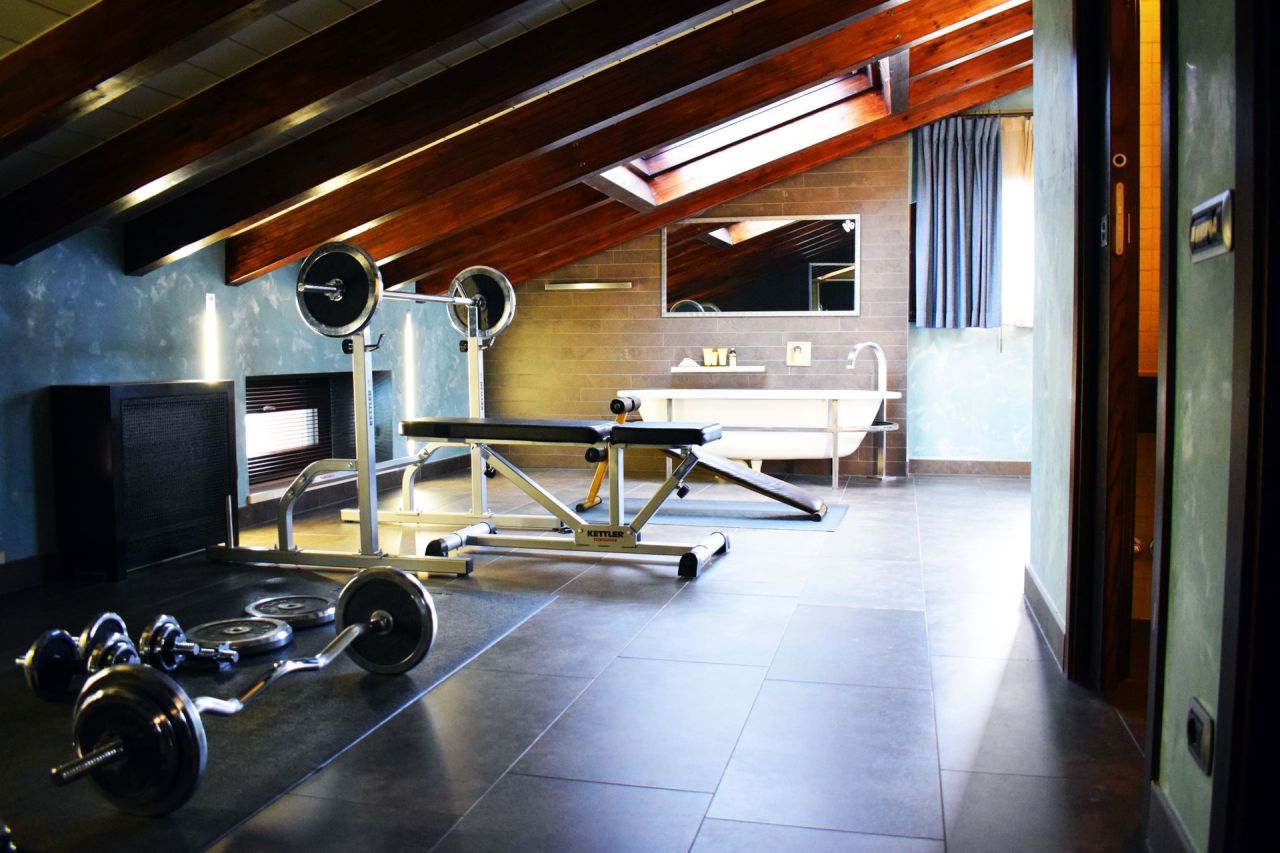 Wohnung in Campione d'Italia, Italien, 300 m² - Foto 12