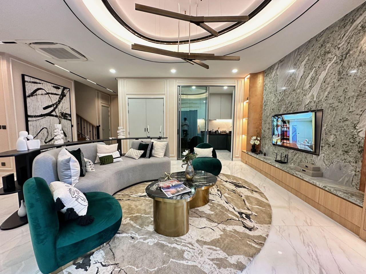 Villa à Bangkok, Thaïlande, 557 m² - image 1