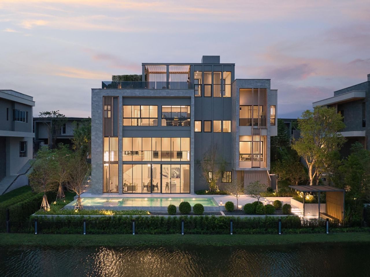 Villa à Bangkok, Thaïlande, 563 m² - image 1