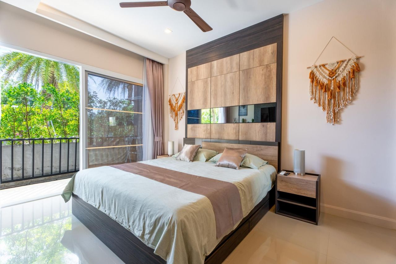 Piso en Phuket, Tailandia, 56 m² - imagen 1