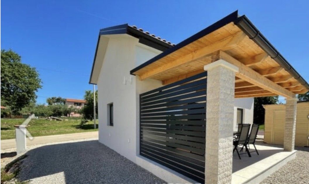 Maison à Umag, Croatie, 93 m² - image 1